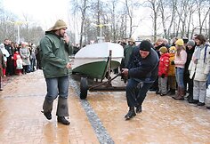 Varžytuvės: kas toliau nutemps valtį.