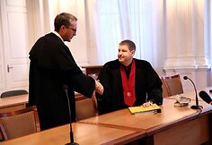 Prokuroras su advokatu