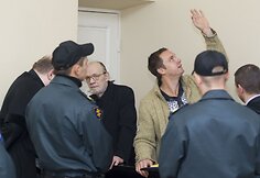 Vytautas Šaltenis ir Maartenas Sebastianas Spanjaartas teisme