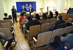 Apdovanojimų ceremonijos akimirka
