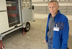 Automobilis, kuriuo buvo gabenami suimtieji