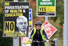 Airiai antrajame referendume pritarė Europos Sąjungos reformų sutarčiai.