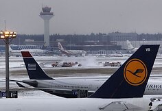 Frankfurto oro uoste atšaukta šimtai skrydžių