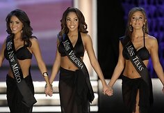 &bdquo;Mis Amerika&ldquo; su konkurso dalyvėmis