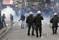Graikijoje vyksta riaušės