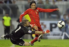 Net ir be traumuoto rinktinės kapitono C.Ronaldo portugalai sutriu&scaron;kino Malta ir užėmę antrąją vietą savo grupėje dėl vietos pasaulio čempionate kovos atkrintamosiose varžybose