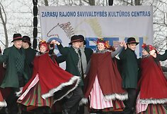 „Sartai 2011“ žirgų lenktynių akimirka
