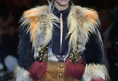 Gucci 2015 m. pavasario-vasaros kolekcijos modelis