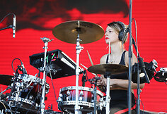 Betsy koncerto akimirka