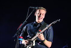 George'o Ezra koncerto akimirkos