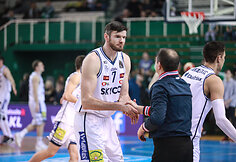 Darju&scaron;as Lavrinovičius
