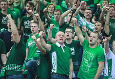 &bdquo;Green White Boys&ldquo; tribūna