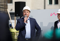 Kapsulės įkasimo renginys