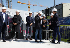 Kapsulės įkasimo renginys