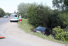 „Volkswagen Golf“ nuslydo nuo kelio