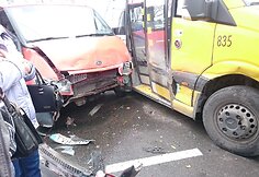 Avarija Sukilėlių prospekto ir Tvirtovės alėjos sankryžoje