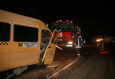 Mikroautobuso ir lengvojo automobilio avarija