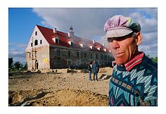 Rekonstruojama Kražių kolegija (2002)