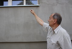 Statybininkų &bdquo;palikimas&ldquo; &ndash; purvo ir dulkių nuosėdos ant langų, pastatų fasado, automobilių