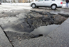 Vandentiekio avarijos vietoje