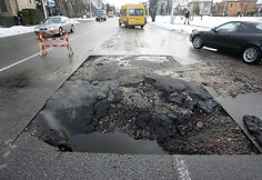 Vandentiekio avarijos vietoje