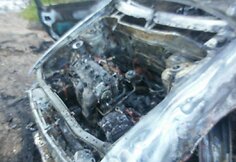 Pilaitėje sudegė automobilis