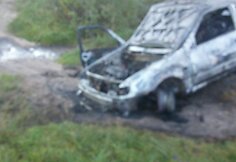 Pilaitėje sudegė automobilis