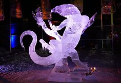 Festivalio „Ice on Whyte“ trečios vietos laimėtoja – skulptūra „Watch out“
