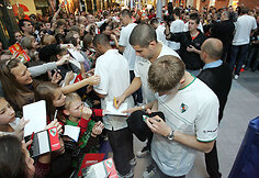 Autografų dalybos