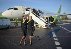 Pirmojo skrydžio su &bdquo;Bombardier CS300&ldquo; akimirkos