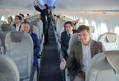 Pirmojo skrydžio su &bdquo;Bombardier CS300&ldquo; akimirkos