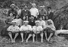 Martin Gusinde muziejuje, Navarino saloje, Argentinoje eksponuojamos indėnų nuotraukos