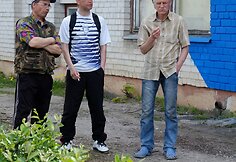 Kaišiadoryse ant apleisto pastato nupieštas „Bučinys“