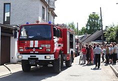 Gaisras sutraukė minią smalsuolių