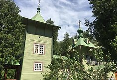 Mikniškių medinė cerkvė