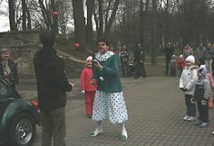 Skulptūrų parke varžėsi &scaron;achmatininkai, mank&scaron;tinosi sporto aistruoliai, linksmino klounai, buvo vai&scaron;inamasi kar&scaron;ta arbata.