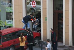 Avarija įvyko Klaipėdos senamiestyje, Tiltų gatvėje.