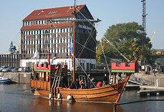 &Scaron;ventės dalyviai grįžta prie Danės krantinės. 2010 m.  rugsėjo 25 d.