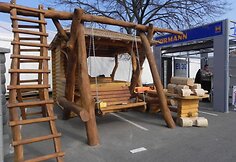 „Mano sodas“ lankytojai ras sodui reikalingos technikos, želdinių, gėlių, sėklų, lauko baldų.