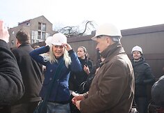 Tarptautinę teatro dieną aktoriai ir miestiečiai galėjo aplankyti rekonstruojamą teatrą