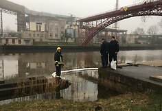 Danės upėje išsiliejo dyzelinas