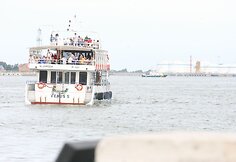Laivų paradas Kuršių mariose