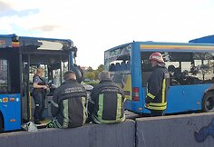 Klaipėdoje Taikos ir Baltijos prospektų sankryžoje susidūrė du autobusai.