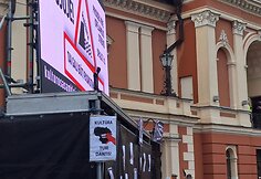 Protestas Teatro aik&scaron;tėje