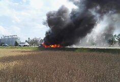 Kelyje Panevėžys-&Scaron;iauliai susidūrus automobiliams kilo gaisras.