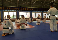 Japonų dziudo meistrai Klaipėdoje vedė treniruotę.