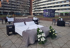 Prie &bdquo;Amberton&ldquo; vie&scaron;bučio Klaipėdoje surengta simbolinė akcija.