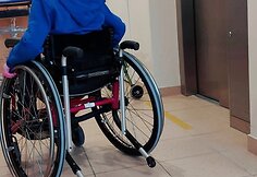 Mažojo Dominyko &scaron;eima svajoja apie operaciją JAV, kuri jų sūnui dovanotų kitokią gyvenimo kokybę.