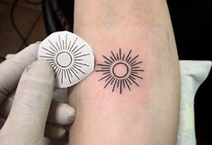D.Djačkovo per vieną dieną atliktos tatuiruotės.