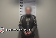 Pareigūnai atliko sėkmingą operaciją ir sulaikė heroiną platinusius asmenis.